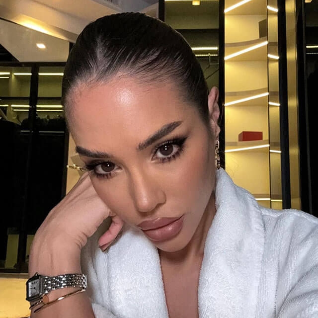 <em>Maria Fernanda S.</em>